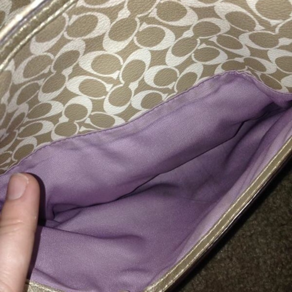 Authentic Coach Purse - Picture 5 of 8